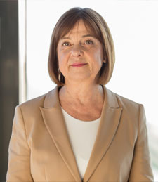Ministerin Ursula Nonnemacher